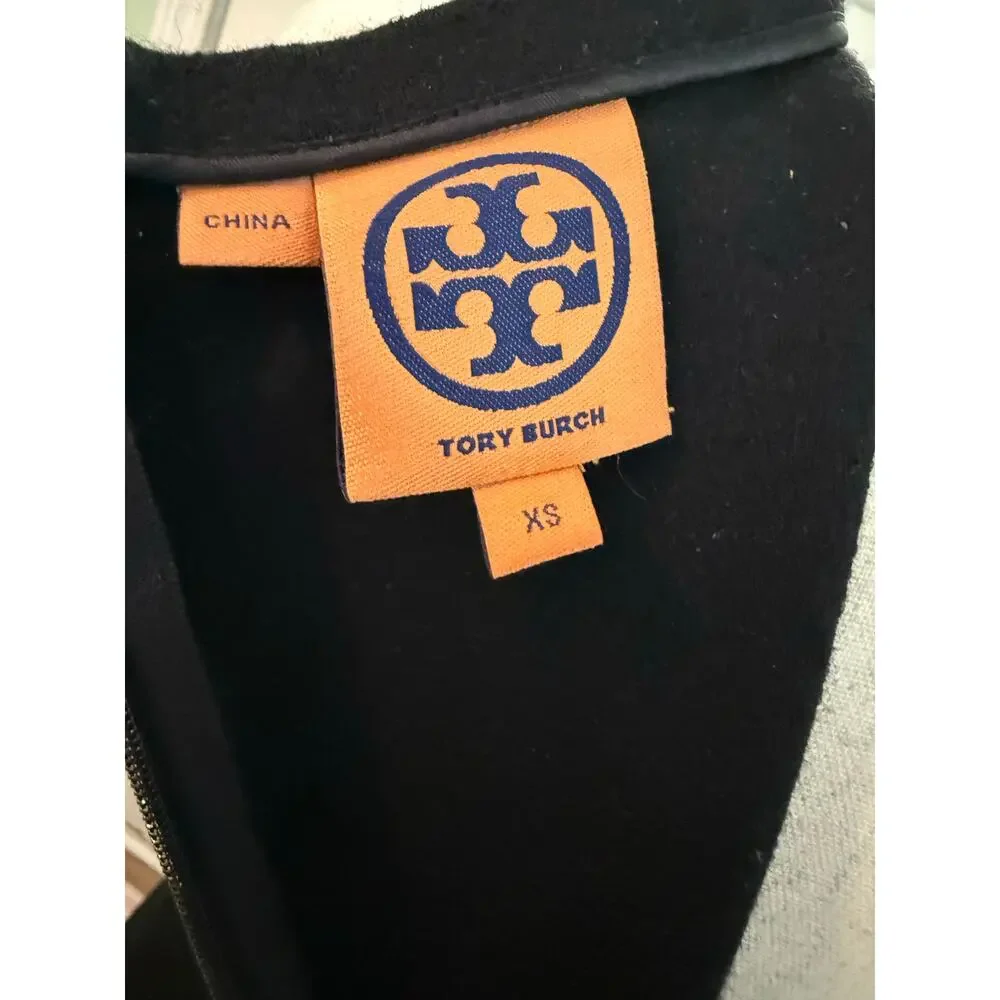 Tory Burch 100% wool dress with gold chain - size XS - OE